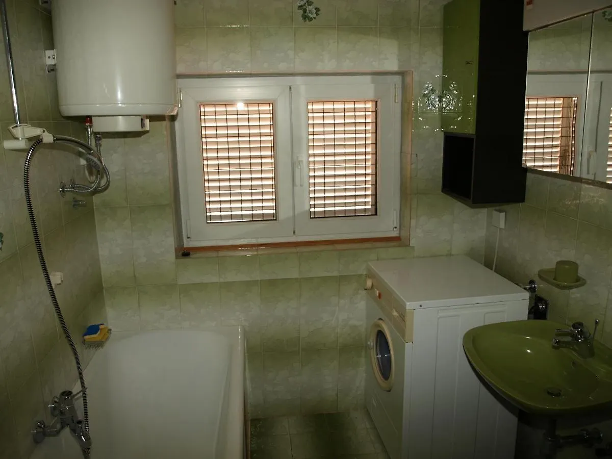 Apartments By The Sea Novi Vinodolski - 12322